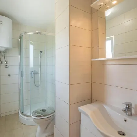 アパート Natur Šegotići